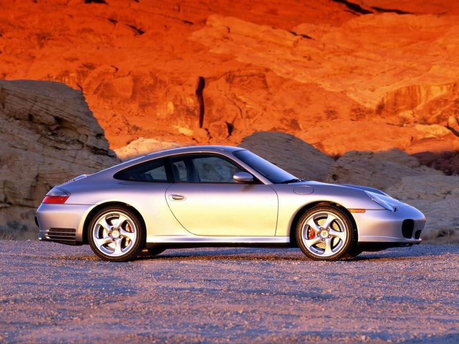  Porsche 911 Carrera 4S 2003 года  (фото 9 из 11)